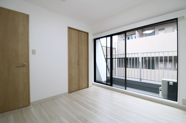 シャトレ中野新橋の物件内観写真